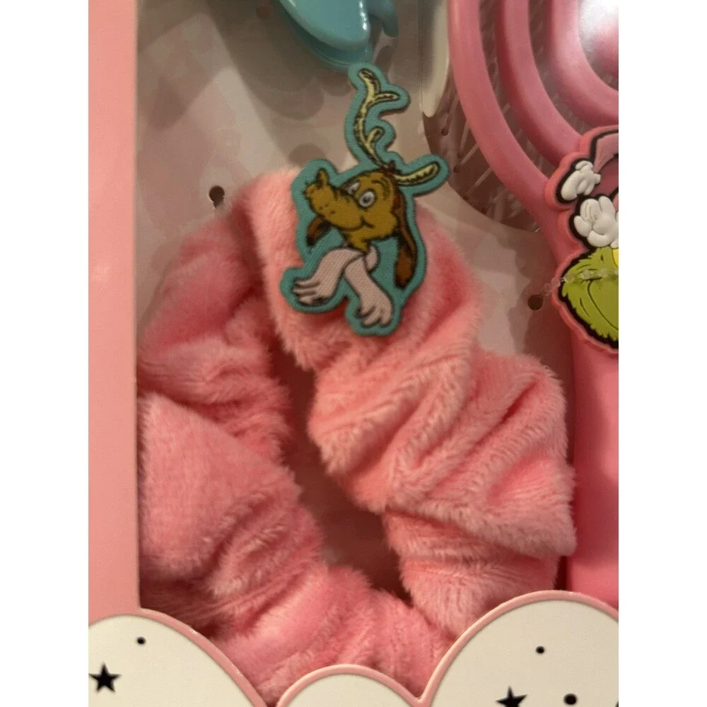 NEW, DR SEUSS THE GRINCH HAIR SET, CLAW CLIP, HAIR BRUSH, SCRUNCHIE